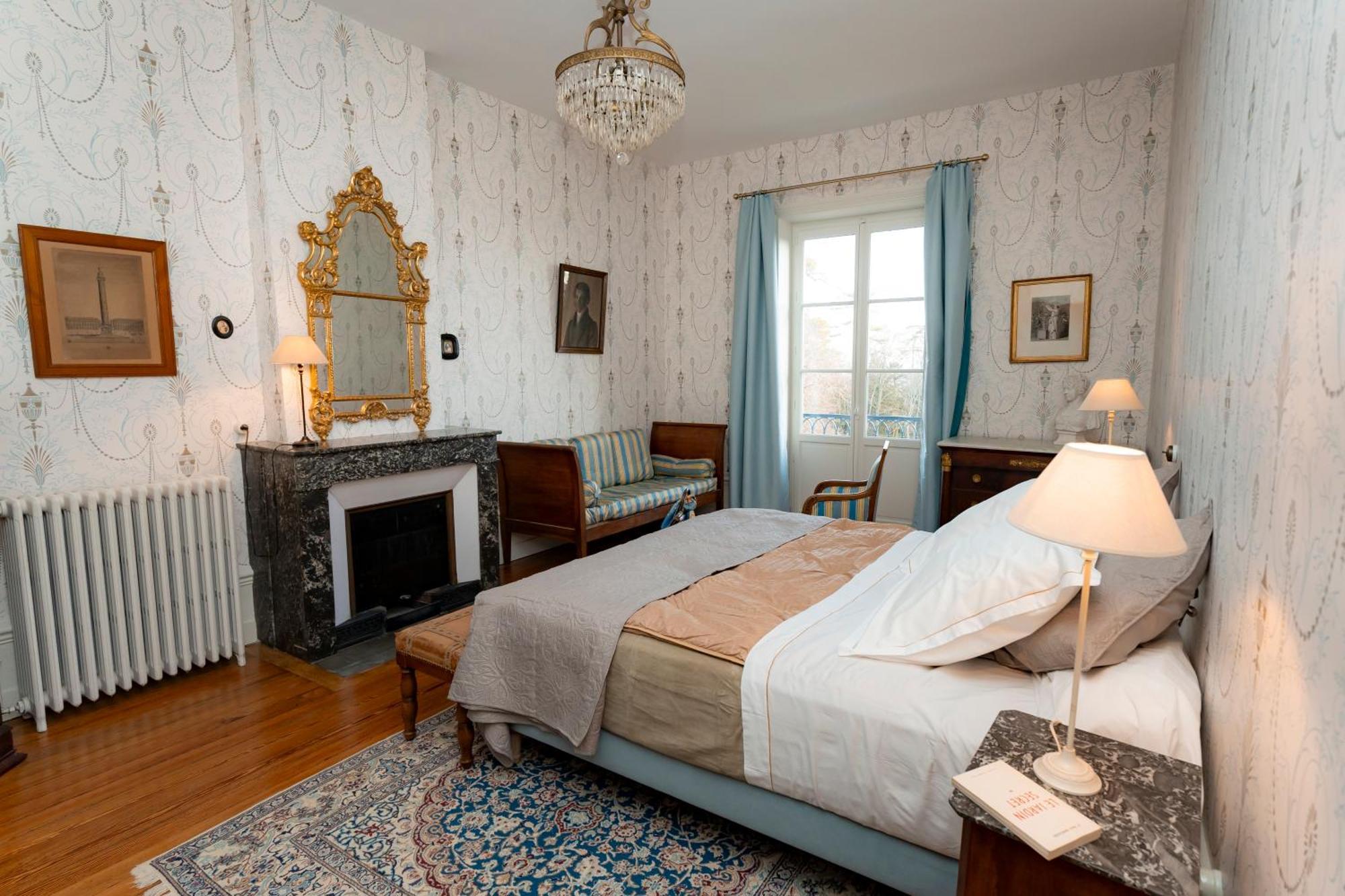 Domaine De Montclair Bed & Breakfast Pommiers  Ngoại thất bức ảnh